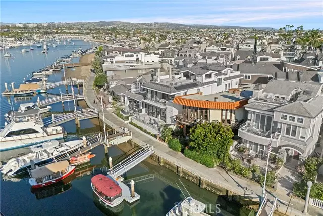 115 N Bay Front, Newport Beach, CA 92662