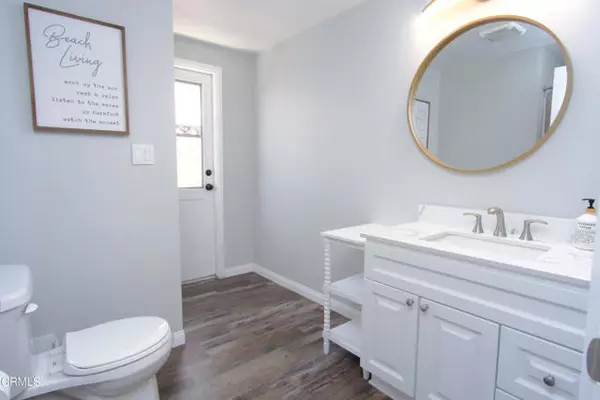 Oxnard, CA 93035,5230 Beachcomber ST