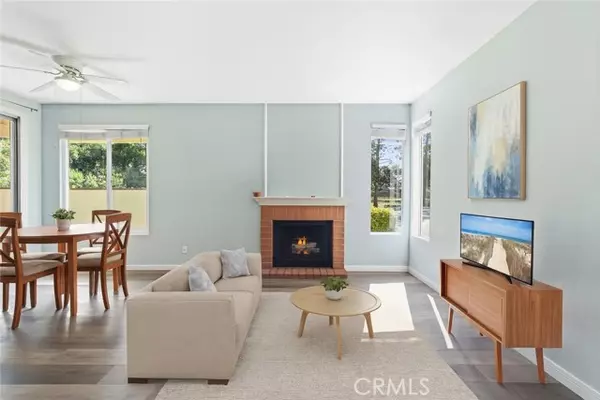 Thousand Oaks, CA 91362,2426 Pleasant WAY E