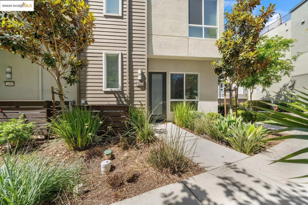 Richmond, CA 94804,1496 Seawind Dr