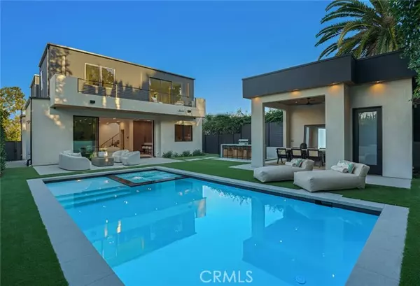 Sherman Oaks, CA 91423,4219 Costello AVE