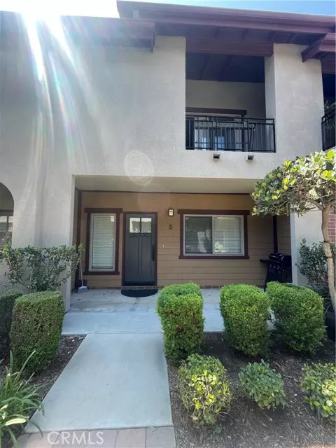 707 S Azusa AVE B, Azusa, CA 91702