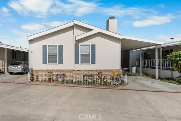 Tustin, CA 92780,129 S Colombo LN