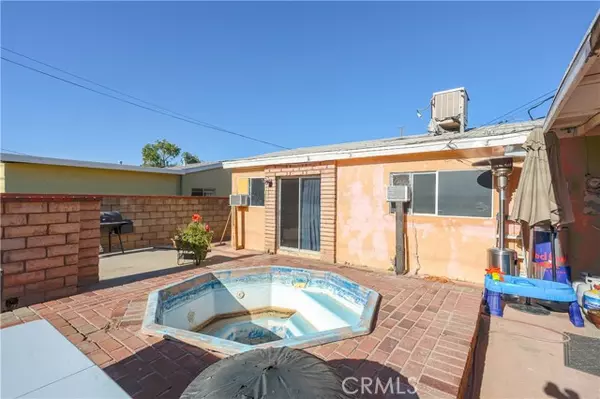 Lancaster, CA 93535,44715 6th ST