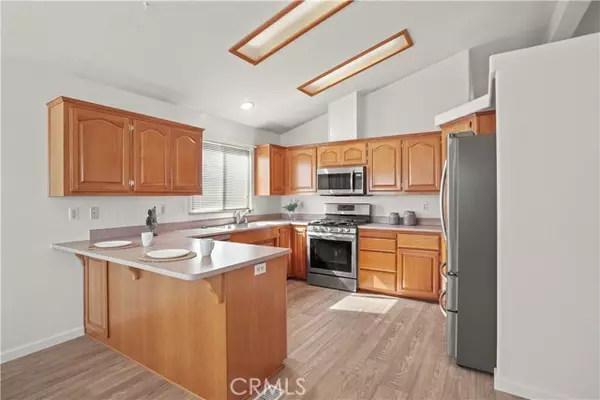 Canyon Country, CA 91351,20033 Emerald Creek DR