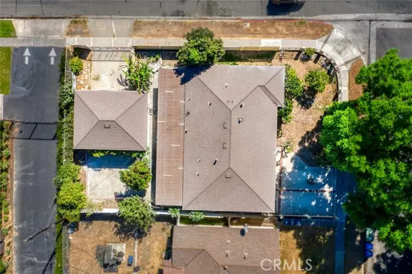 Santa Ana, CA 92704,2201 W Russell AVE