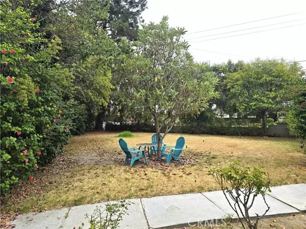 Northridge, CA 91325,9854 Canby AVE