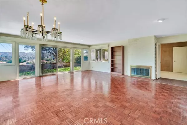 Rolling Hills Estates, CA 90274,5118 Willow Wood RD