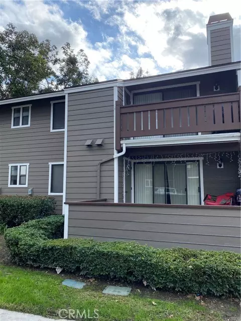 Yorba Linda, CA 92886,19057 ROCKWOOD DR