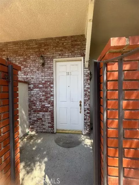 Chatsworth, CA 91311,10201 Mason AVE 113