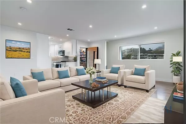 Los Angeles, CA 90027,3362 Bellota WAY