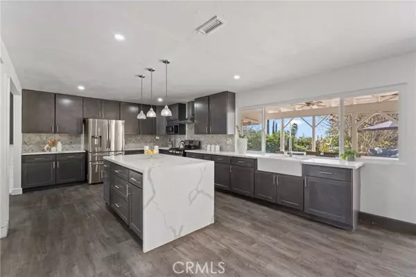 Highland, CA 92346,2492 Bradford AVE