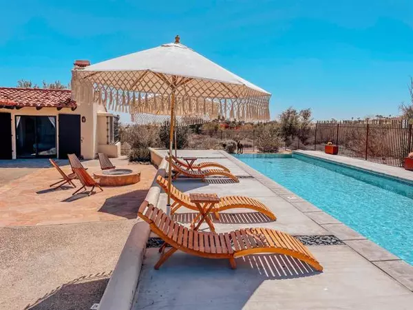 Borrego Springs, CA 92004,2122 Rams Hill DR