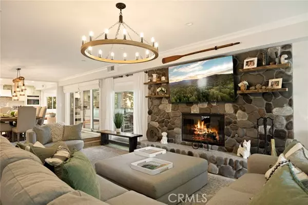 Lake Arrowhead, CA 92352,157 Brentwood DR