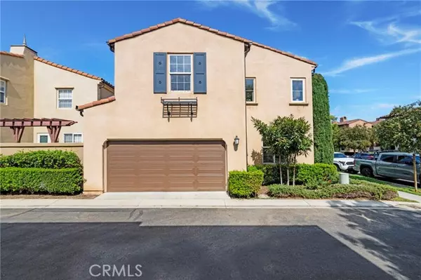 Irvine, CA 92620,62 Chantilly