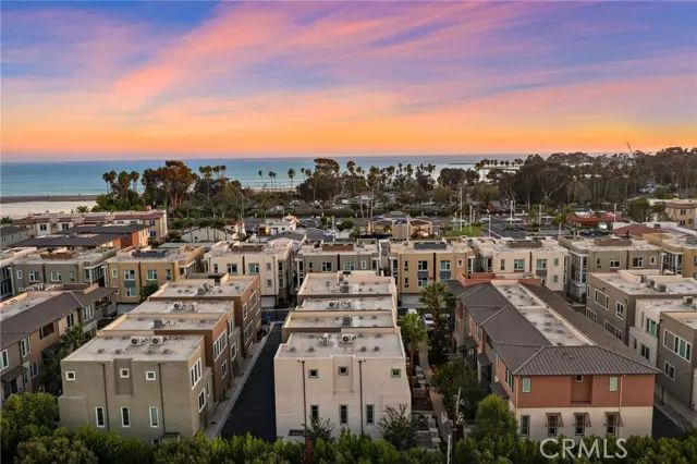 Dana Point, CA 92629,769 Doheny WAY