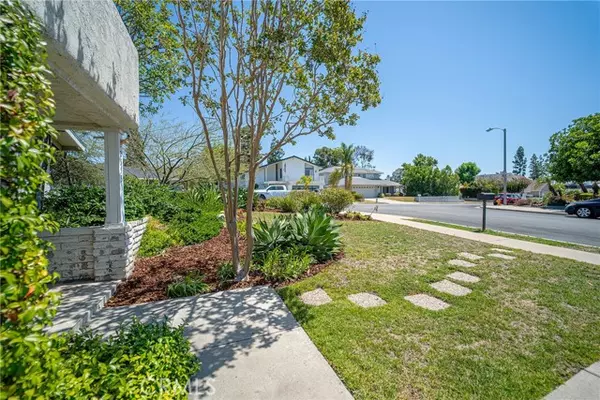 Mission Viejo, CA 92691,25531 Classic DR