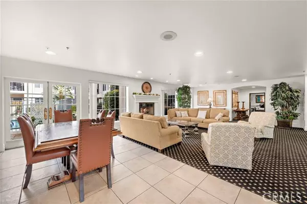 Anaheim, CA 92807,435 S Anaheim Hills RD