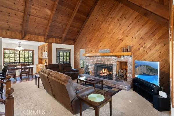 Lake Arrowhead, CA 92352,305 Auburn DR