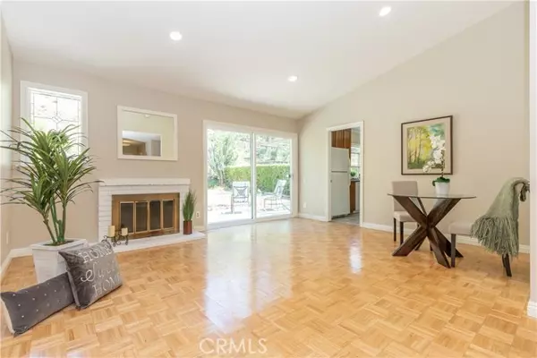 Mission Viejo, CA 92691,23662 Via San Gil