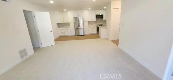 Santa Ana, CA 92704,2511 W Sunflower AVE P6