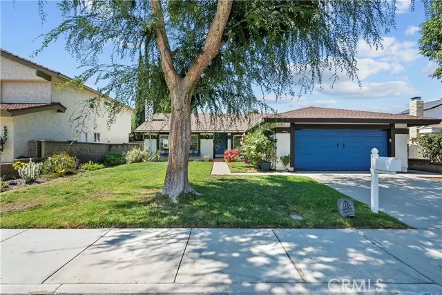 25475 Langston, Valencia, CA 91355