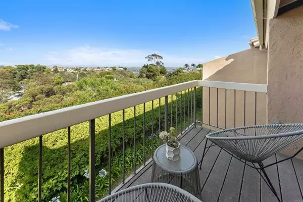 La Jolla, CA 92037,6635 Caminito Scioto