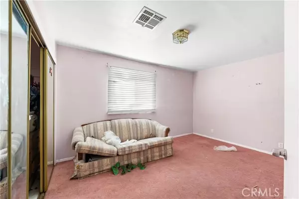 Lancaster, CA 93536,7635 W Avenue G