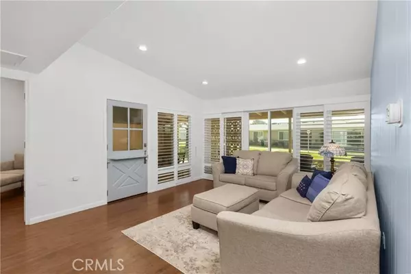 Seal Beach, CA 90740,13430 Saint Andrews DR 72C
