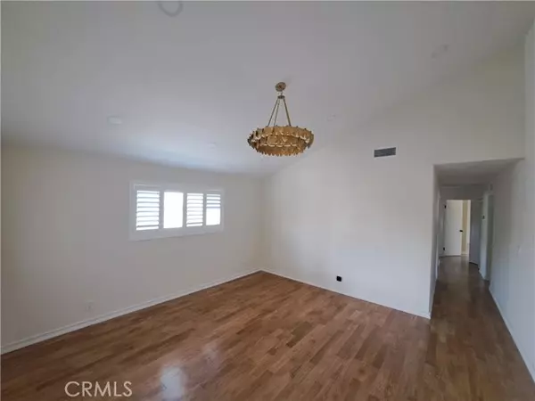 Inglewood, CA 90303,3833 W 113th ST