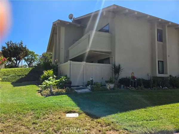 La Mirada, CA 90638,15906 Alta Vista DR E