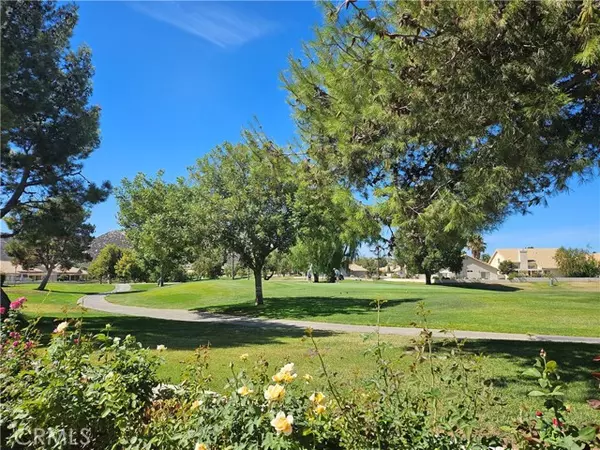 1127 Riviera AVE, Banning, CA 92220