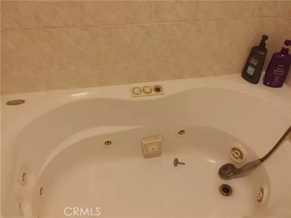 Reseda, CA 91335,19106 Cantara ST