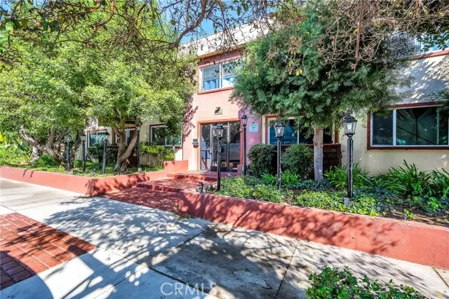 5414 Newcastle AVE 49, Encino, CA 91316