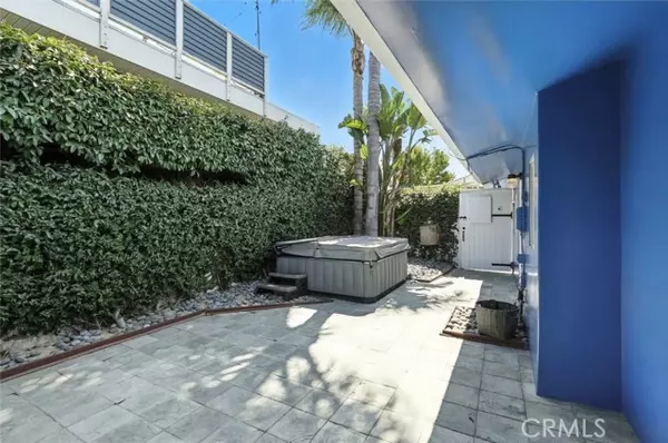 Redondo Beach, CA 90277,414 N Gertruda A