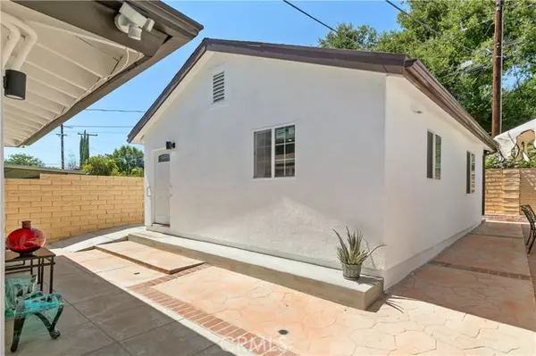 West Hills, CA 91304,22737 Rodax