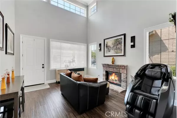 Simi Valley, CA 93063,2702 Titania PL