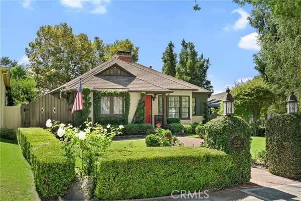 Burbank, CA 91501,1046 E Grinnell DR