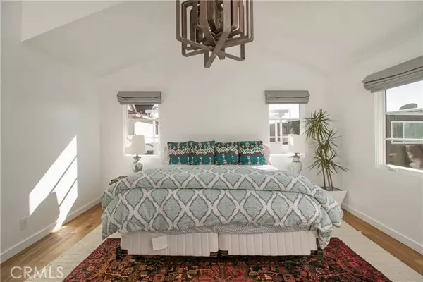 Newport Beach, CA 92663,246 Orange ST