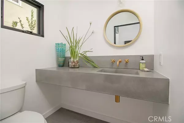 Newport Beach, CA 92663,246 Orange ST