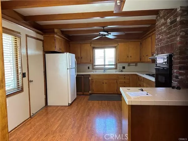 Azusa, CA 91702,264 W Grandview DR