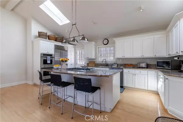 Los Angeles, CA 90066,3513 May ST