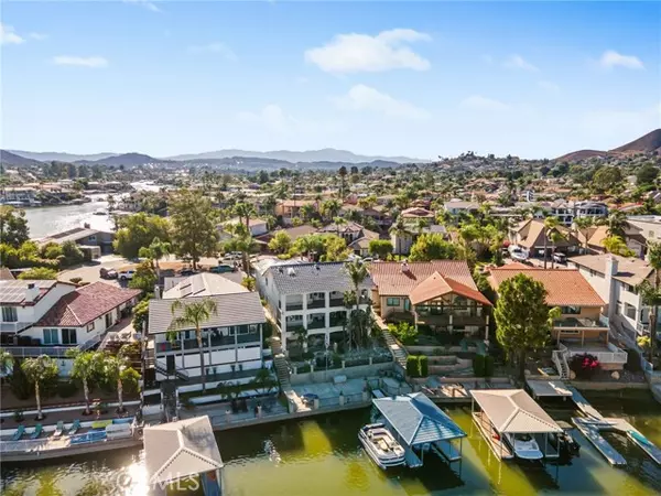 Canyon Lake, CA 92587,30248 White Wake