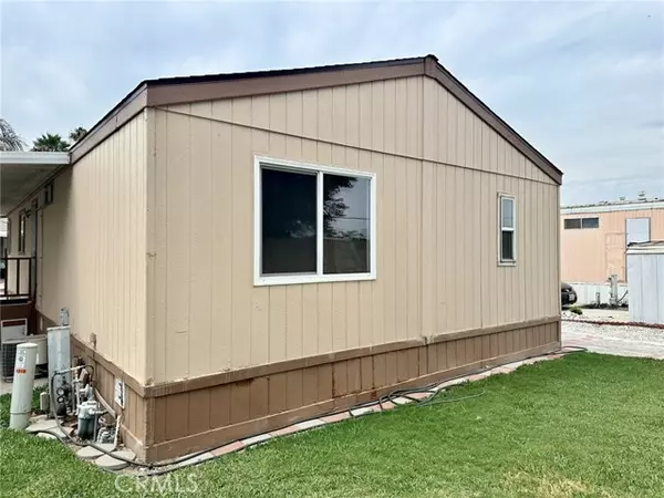 Ontario, CA 91761,1855 E Riverside DR 9