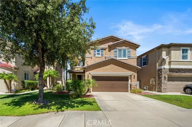 Santa Clarita, CA 91350,20047 Holly DR