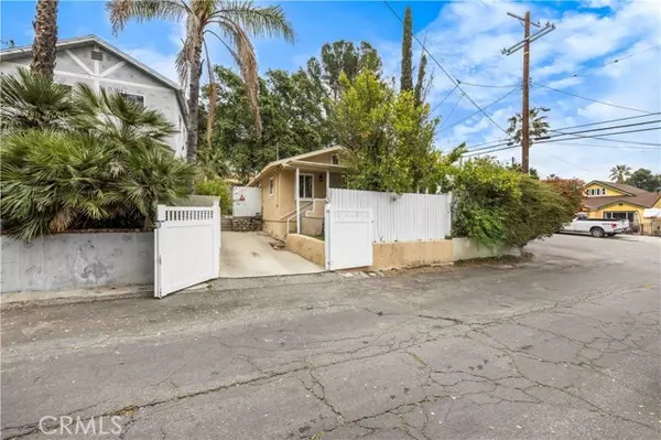 10106 Gish AVE, Tujunga, CA 91042