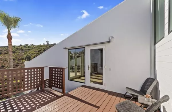 2842 Seabreeze DR, Malibu, CA 90265