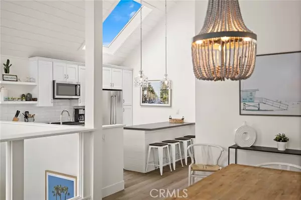 207 40th ST 2, Newport Beach, CA 92663