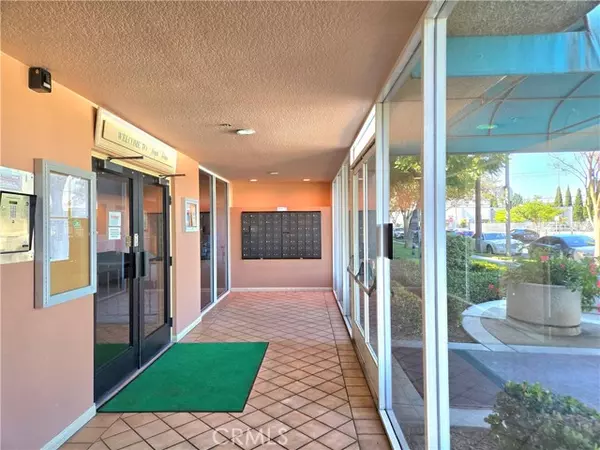 Downey, CA 90241,11410 Dolan AVE 237