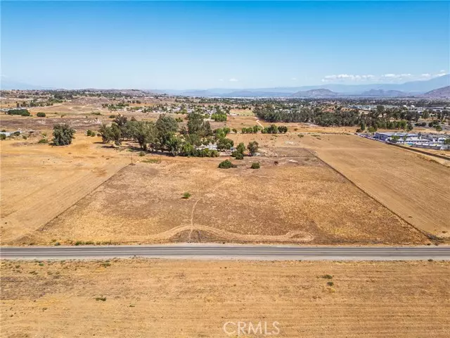 650 Mapes RD, Perris, CA 92570